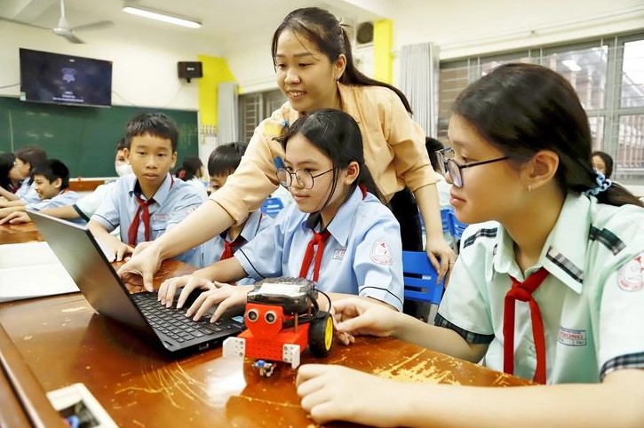 Giáo dục Trí tuệ nhân tạo (AI) cho học sinh phổ thông